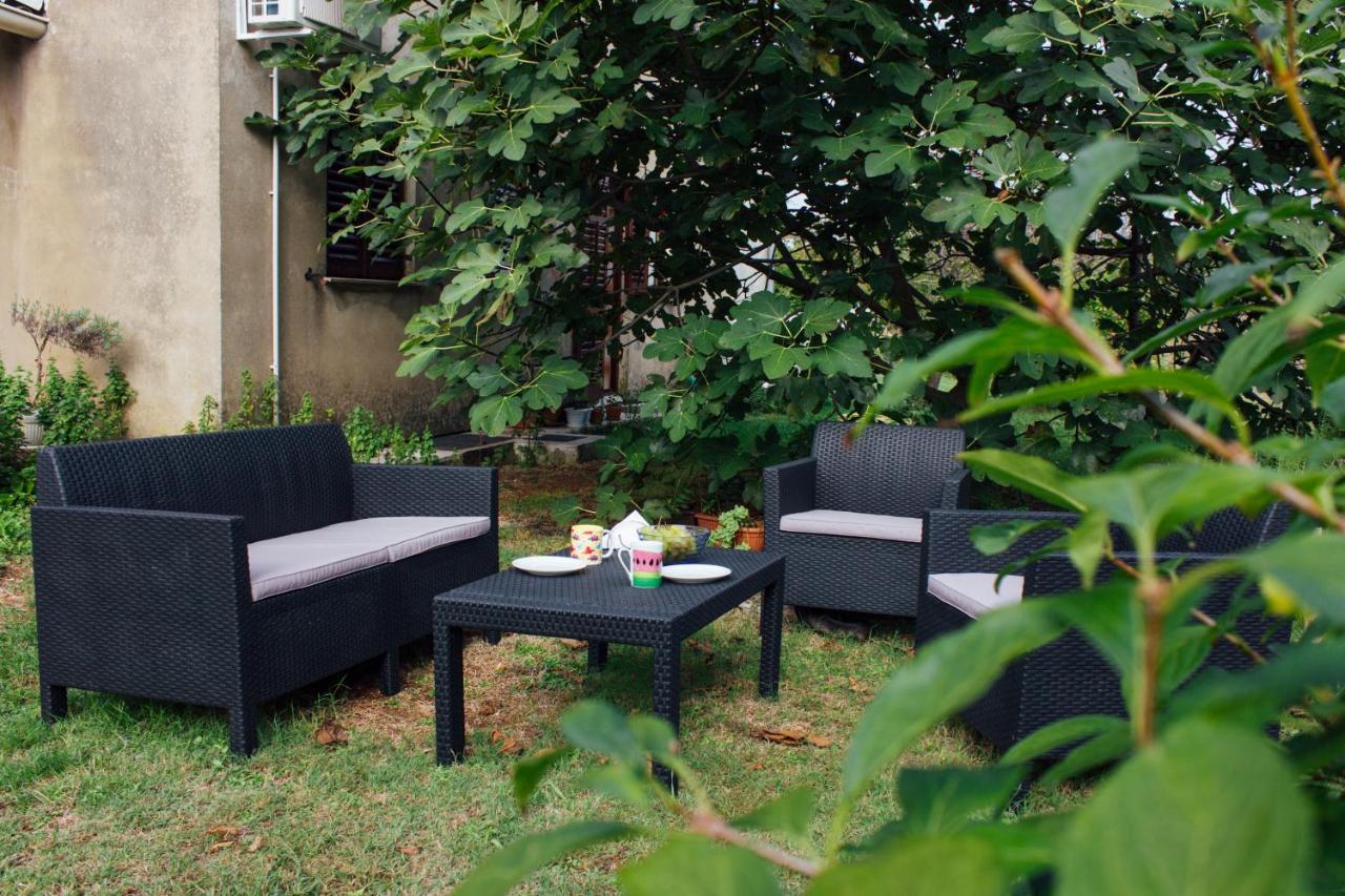 Twin Oaks Apartment Šišan Bagian luar foto