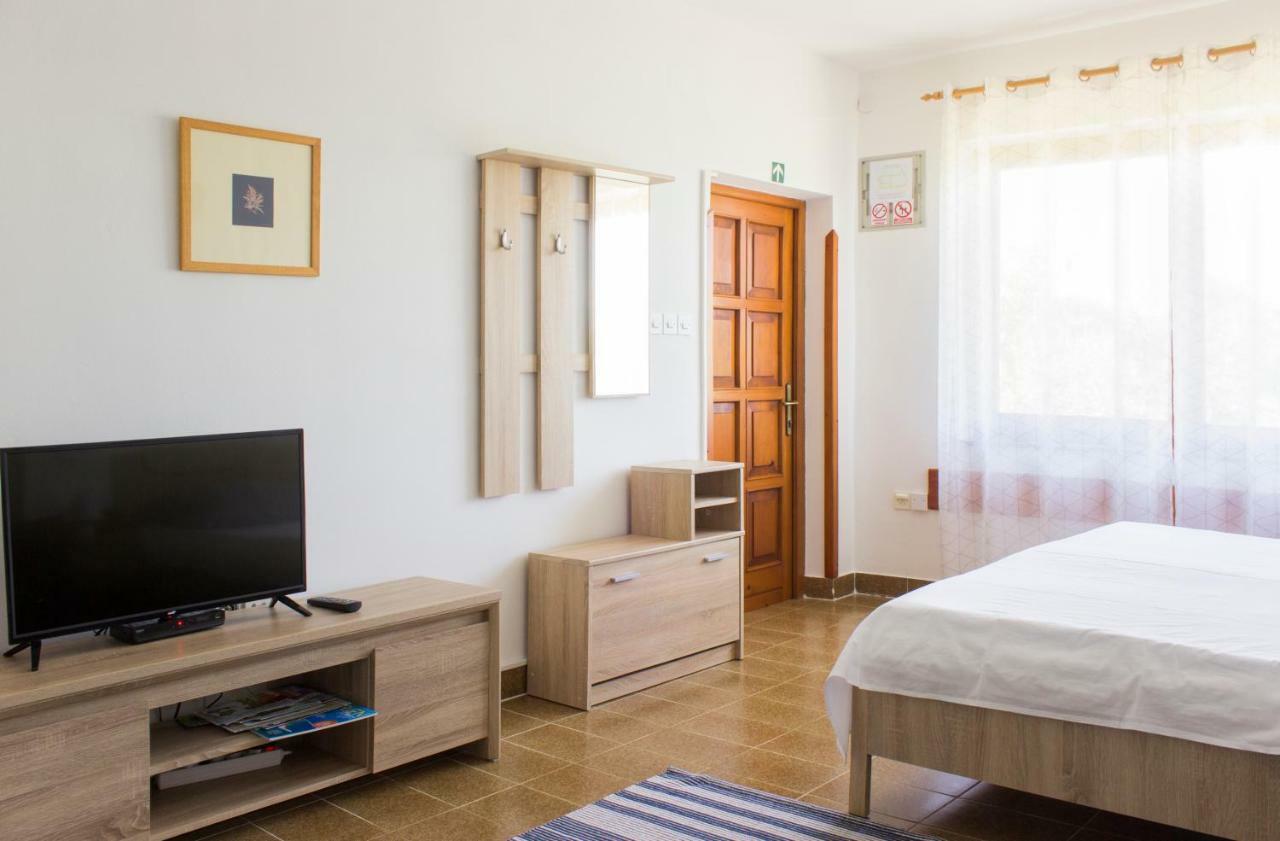 Twin Oaks Apartment Šišan Bagian luar foto